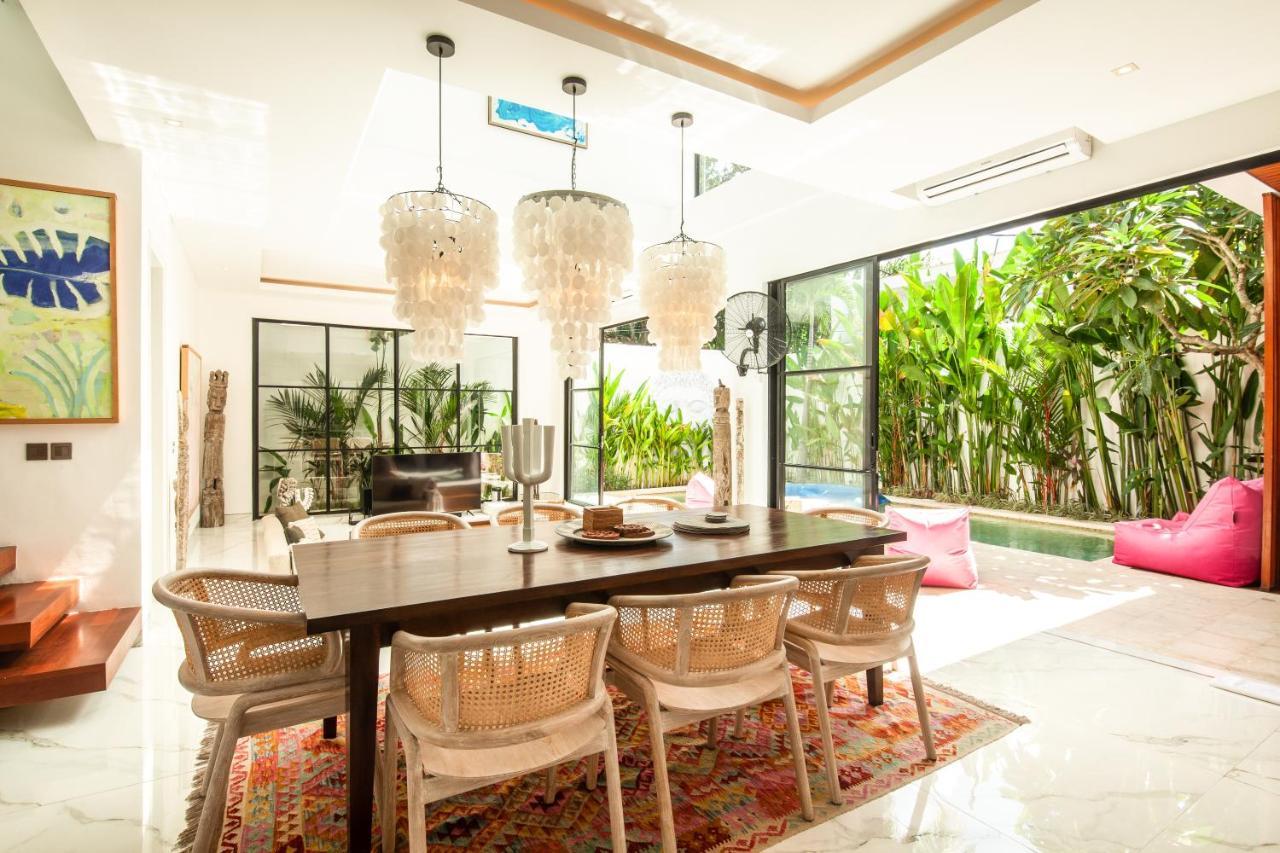Luxury Villa Devina I Seminyak I Yoga & Gym Extérieur photo