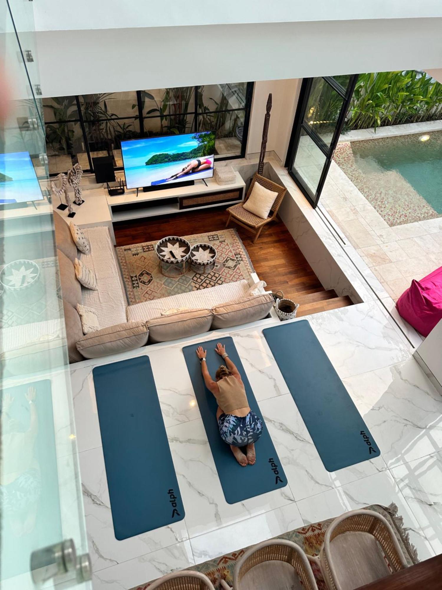 Luxury Villa Devina I Seminyak I Yoga & Gym Extérieur photo