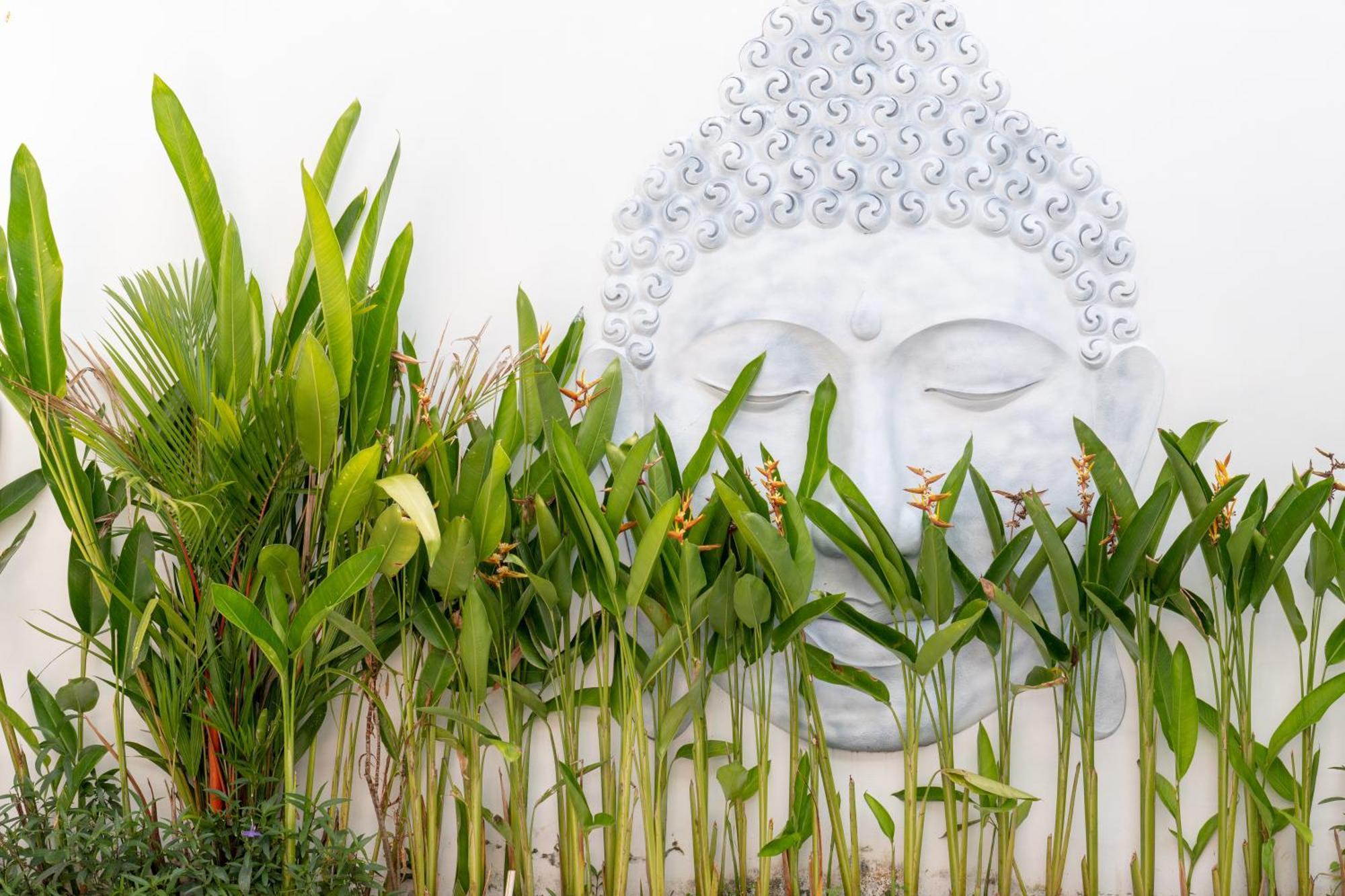 Luxury Villa Devina I Seminyak I Yoga & Gym Extérieur photo